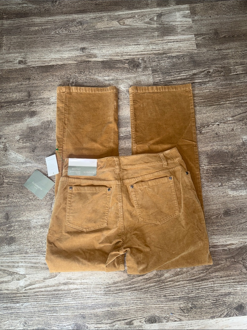 Liz Claiborne Wide-Leg Corduroy Jeans in Camel - Picture 8 of 8